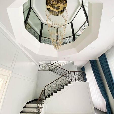 Korkem Tau Astana Exterior foto