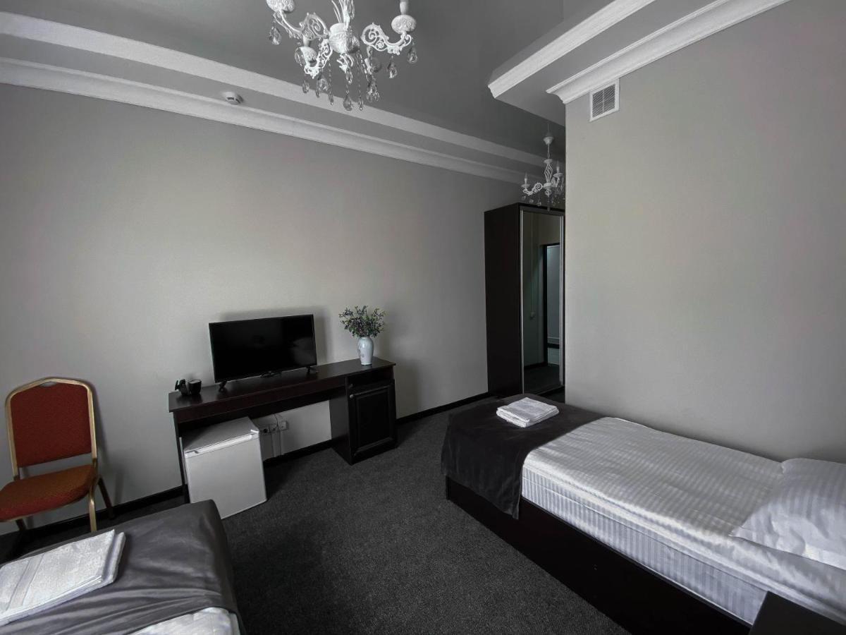 Korkem Tau Astana Exterior foto